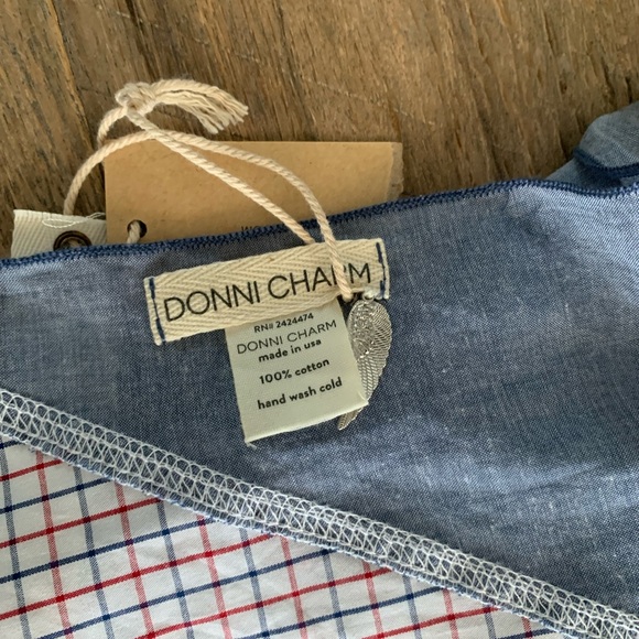 NWT: DONNI CHARM WOMAN’S DIAGONAL BLUE DENIM/RED CHECK SCARF 100% COTTON 66x52 - Picture 3 of 5